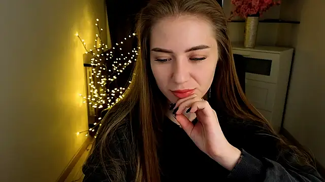 Snapshot of Adelyna_Bird chatting on 23, 3, 2026 Adelyna Bird online show from 23, 3, 2026