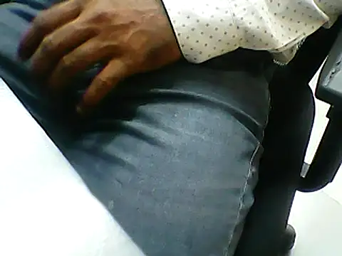 Snapshot of hotdikforu chatting on 3, 12, 2024 hotdikforu online show from 3, 12, 2024