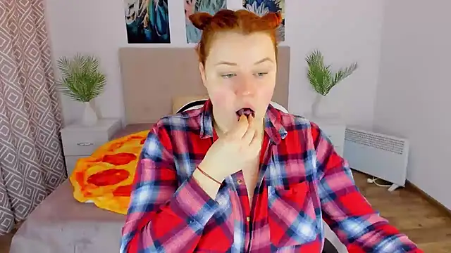 PolinaSalvatore online show from 30, 1, 2025