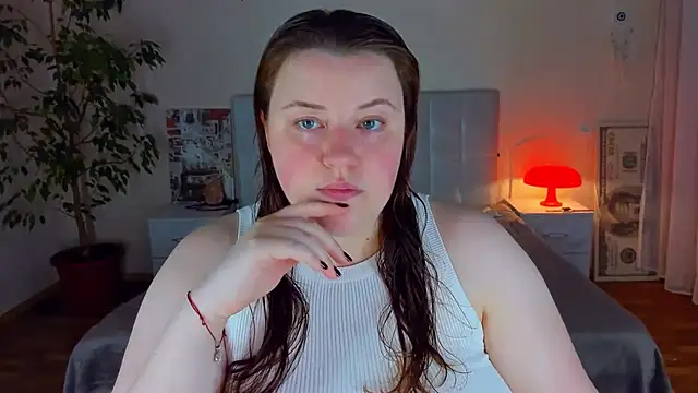 Snapshot of PolinaSalvatore chatting on 3, 7, 2026 PolinaSalvatore online show from 3, 7, 2026