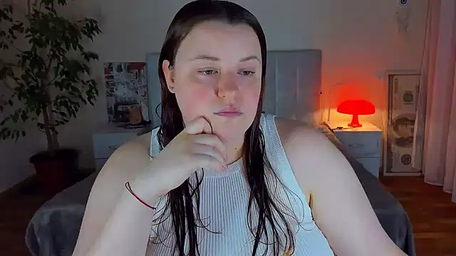Snapshot of PolinaSalvatore chatting on 21, 7, 2026 PolinaSalvatore online show from 21, 7, 2026
