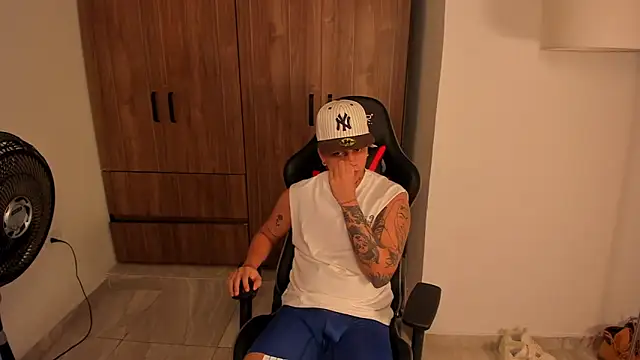 Snapshot of Jake_simons chatting on 10, 1, 2026 Jake simons online show from 10, 1, 2026