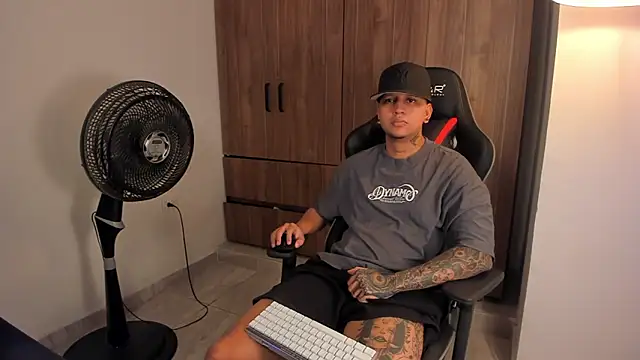 Snapshot of Jake_simons chatting on 21, 3, 2026 Jake simons online show from 21, 3, 2026