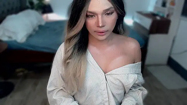 Snapshot of liaa_lurrecams chatting on 14, 11, 2025 liaa lurrecams online show from 14, 11, 2025