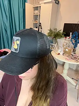 DienkaGreen online show from 16, 1, 2026