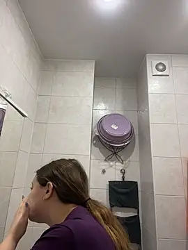 DienkaGreen online show from 8, 2, 2026