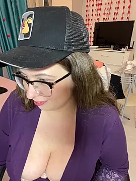 DienkaGreen online show from 22, 3, 2026