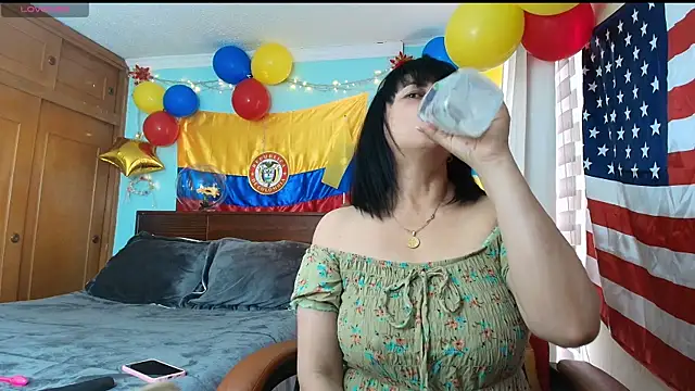 ISABEEL SOFIA01 online show from 6, 7, 2026