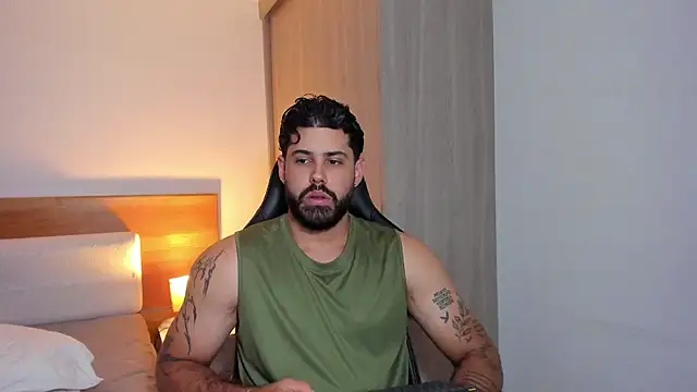 Snapshot of Justyn_Torres chatting on 17, 2, 2025 Justyn Torres online show from 17, 2, 2025