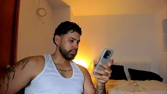 Snapshot of Justyn_Torres chatting on 24, 3, 2026 Justyn Torres online show from 24, 3, 2026