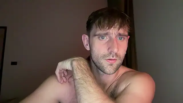 Snapshot of lukegunn chatting on 25, 3, 2026 lukegunn online show from 25, 3, 2026