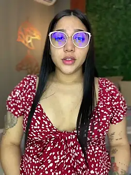 Snapshot of Amandanauty chatting on 2, 1, 2025 Amandanauty online show from 2, 1, 2025