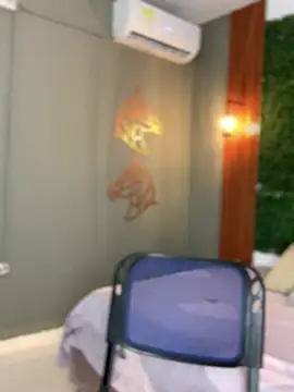 Snapshot of Amandanauty chatting on 5, 1, 2025 Amandanauty online show from 5, 1, 2025