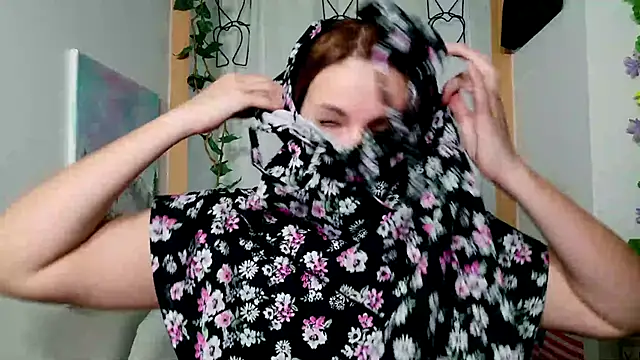 victorialotus online show from 27, 2, 2025