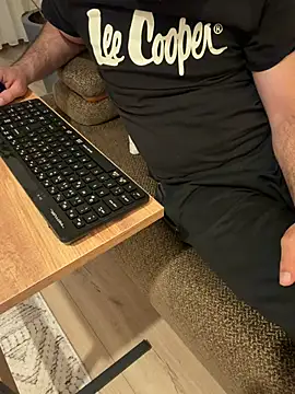 Abbymanxoxo online show from 4, 4, 2026
