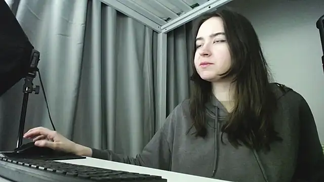 RichMasya- online show from 10, 2, 2025