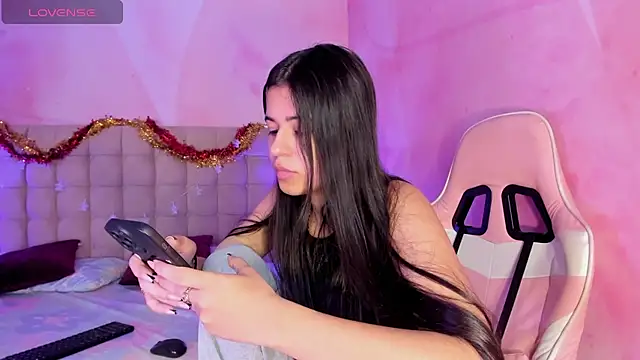 Snapshot of IvySanders1 chatting on 30, 12, 2024 IvySanders1 online show from 30, 12, 2024