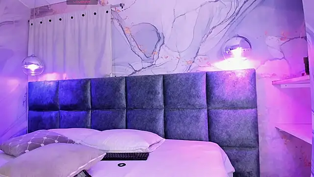 Snapshot of IvySanders1 chatting on 10, 3, 2025 IvySanders1 online show from 10, 3, 2025