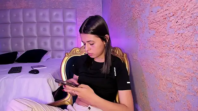 Snapshot of IvySanders1 chatting on 16, 9, 2025 IvySanders1 online show from 16, 9, 2025