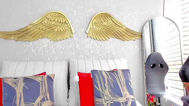 Snapshot of EmmaFerrary chatting on 20, 2, 2026 EmmaFerrary online show from 20, 2, 2026