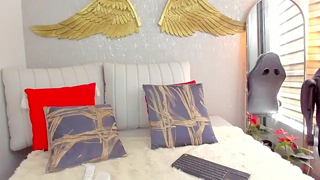 Snapshot of EmmaFerrary chatting on 22, 2, 2026 EmmaFerrary online show from 22, 2, 2026