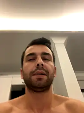 Snapshot of Emre-34 chatting on 29, 10, 2025 Emre-34 online show from 29, 10, 2025