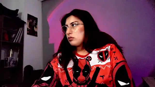 Snapshot of Scarlett_Sen chatting on 6, 11, 2025 Scarlett Sen online show from 6, 11, 2025