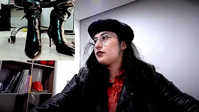 Snapshot of Scarlett_Sen chatting on 25, 2, 2026 Scarlett Sen online show from 25, 2, 2026