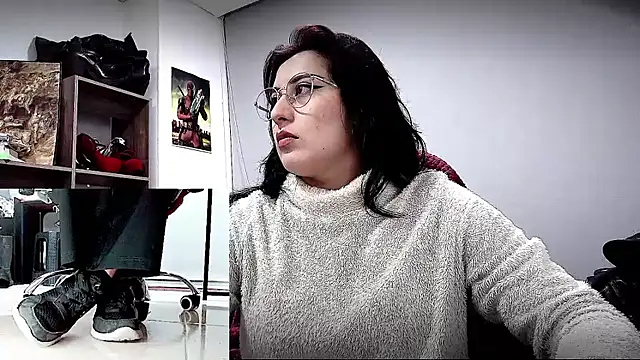 Snapshot of Scarlett_Sen chatting on 26, 2, 2026 Scarlett Sen online show from 26, 2, 2026