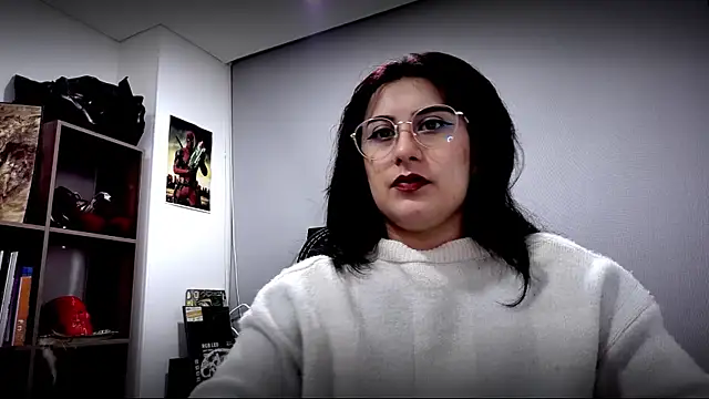 Snapshot of Scarlett_Sen chatting on 3, 3, 2026 Scarlett Sen online show from 3, 3, 2026