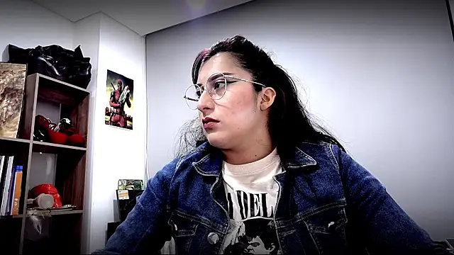 Snapshot of Scarlett_Sen chatting on 6, 3, 2026 Scarlett Sen online show from 6, 3, 2026