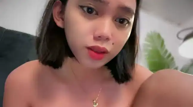 GenesisCastillano online show from 22, 2, 2025
