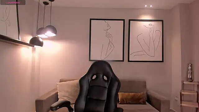 NickyLawson online show from 16, 2, 2025