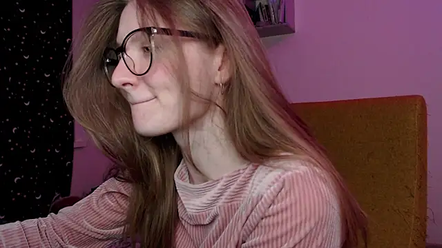 mollytuck online show from 23, 2, 2025