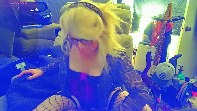 DoMeDoggyDiana online show from 20, 3, 2026