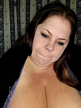 Snapshot of Ginabig chatting on 30, 9, 2025 Ginabig online show from 30, 9, 2025