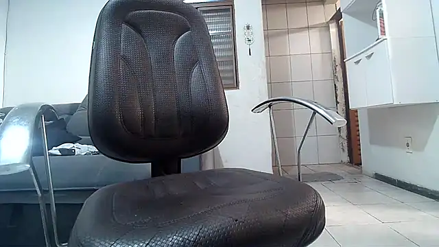 CherrylBee2022 online show from 13, 9, 2025