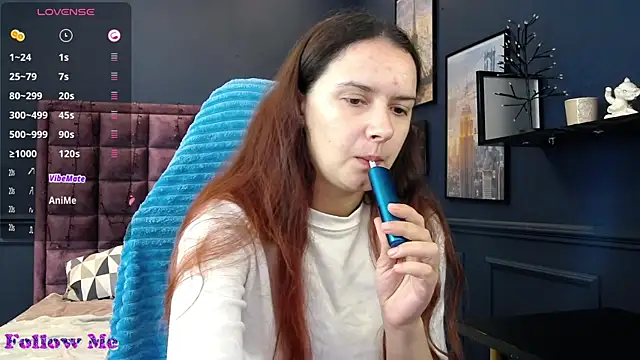 iris nikhols online show from 7, 7, 2026