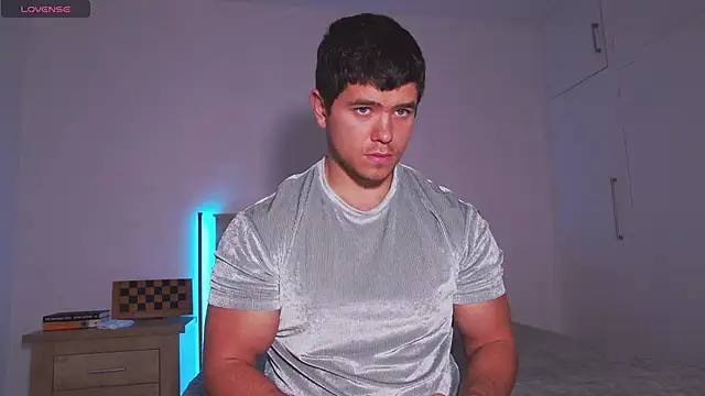 Arilas  online show from 8, 3, 2026