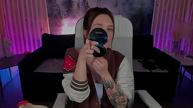 JennyDens online show from 10, 2, 2025