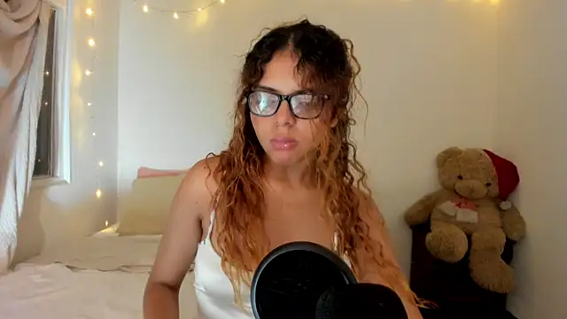 ValienteGirl  online show from 6, 5, 2026