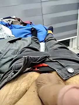 Hottoyboy2 online show from 6, 10, 2025