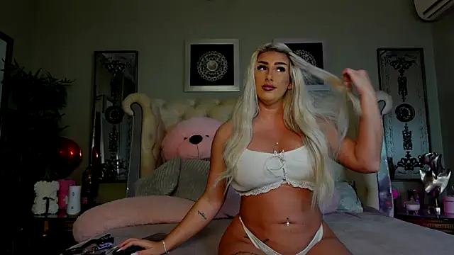 Squirt Tanya online show from 11, 3, 2025