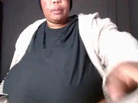 Lovelyboobs01 online show from 6, 5, 2026