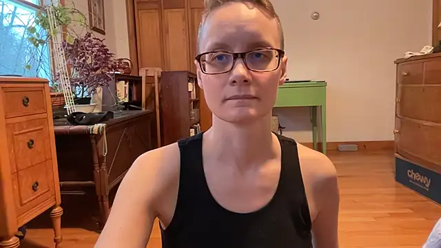 Snapshot of LeahWilde chatting on 20, 2, 2025 LeahWilde online show from 20, 2, 2025