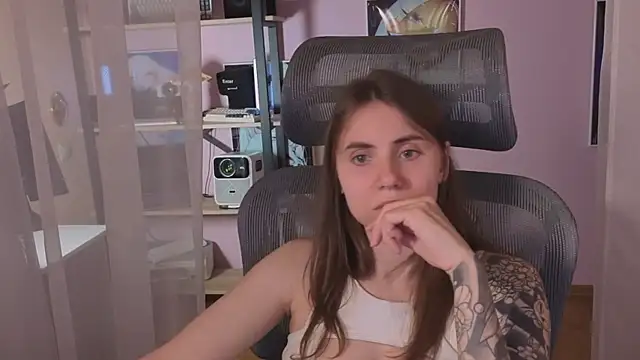 AnnaStark  online show from 2, 7, 2026