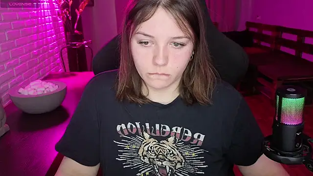 XNirvanaX online show from 22, 6, 2026