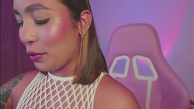 Snapshot of Cheerry1 chatting on 12, 9, 2025 Cheerry1 online show from 12, 9, 2025