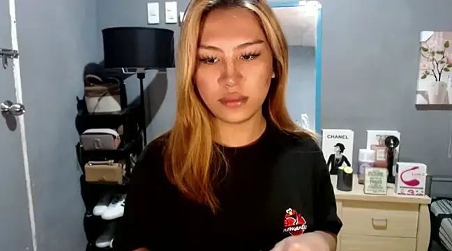 luxxy grand online show from 12, 1, 2025