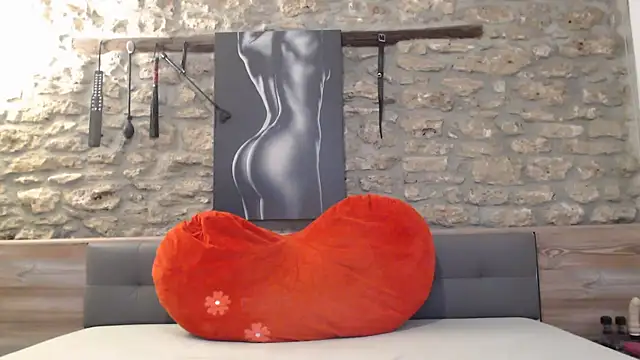 Naschkatze01 online show from 28, 11, 2025